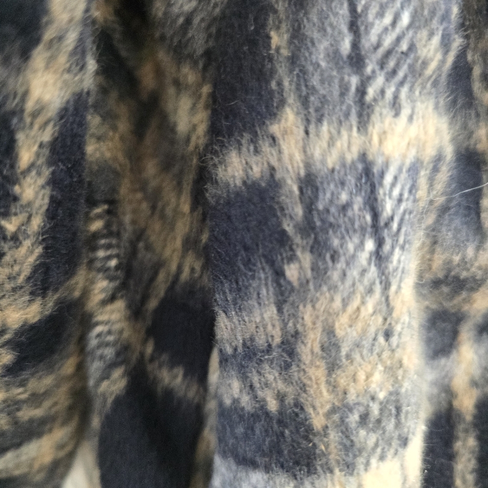 Trench Coat - Picture 6 of 7